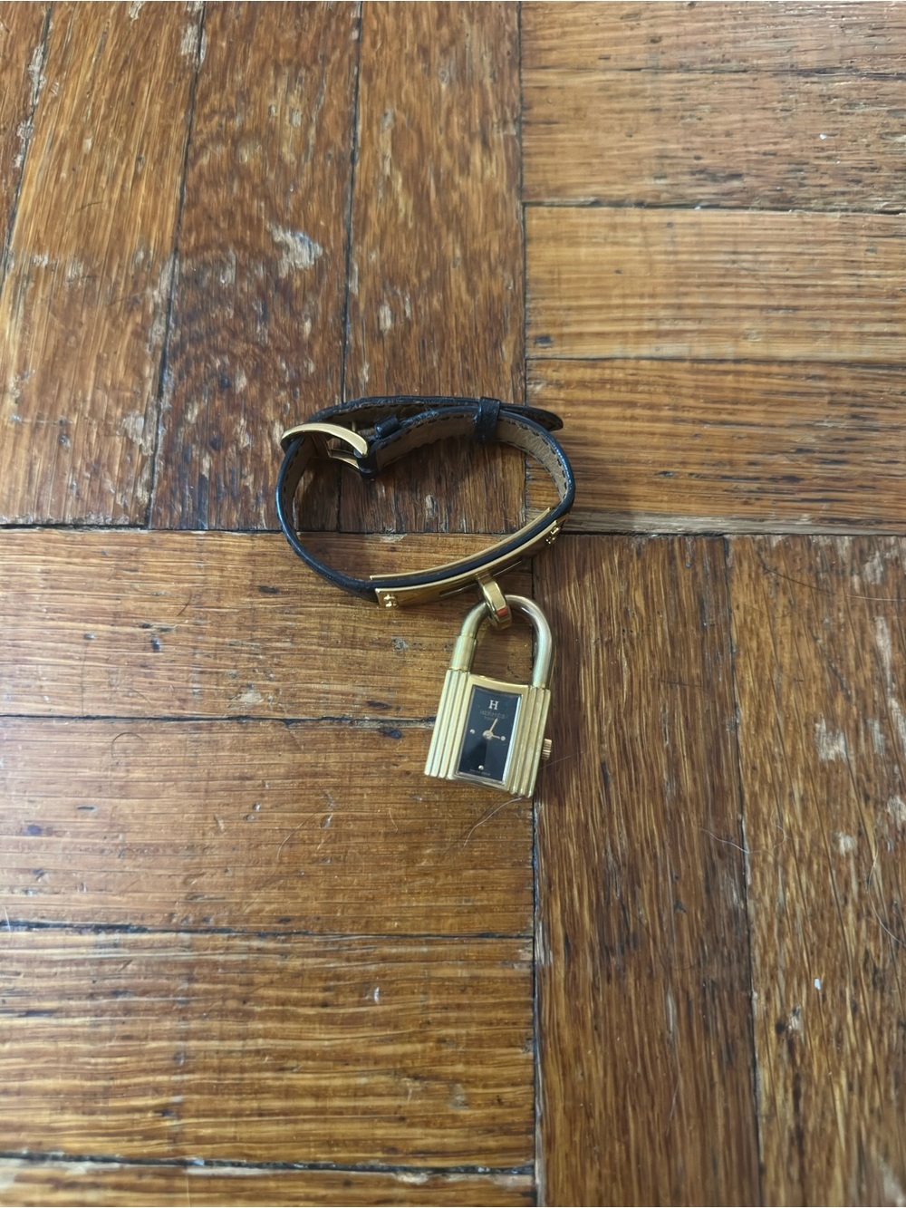 Hermes Kelly Watch Black